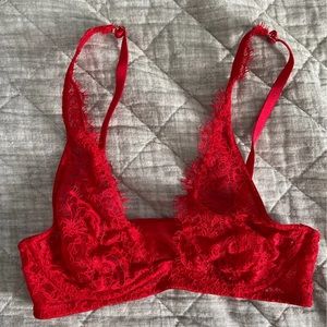 Victoria’s Secret Plunge Bralette